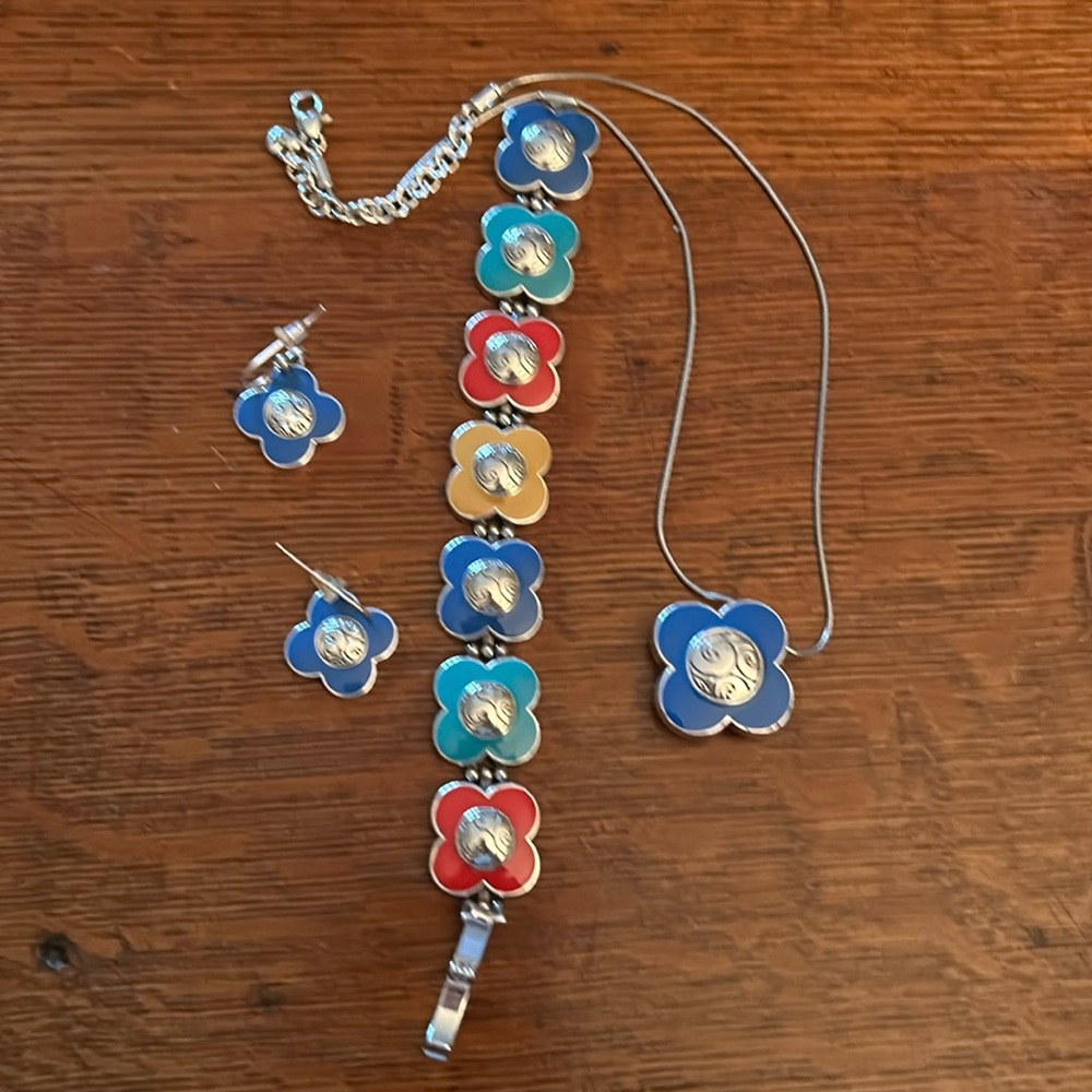 NWOT Brighton Set, Necklace, Earrings & Bracelet.